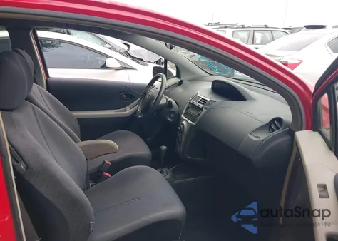 2009 Toyota Yaris z USA, uszkodzony, nr VIN JTDJT903395257437